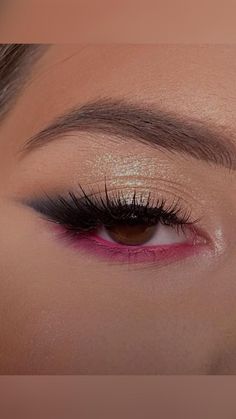 Pink Underline Makeup, Pink Easy Makeup Looks, Girly Makeup Looks Pink, Hoco Makeup Ideas Pink, Easy Prom Makeup Looks, Pop Of Pink Eyeshadow, Pink Valentines Outfits For Women, Pink Makeup Looks For Brown Eyes, Hoco Makeup For Pink Dress