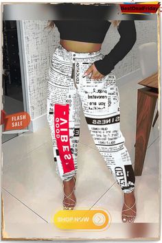 Newspaper Print Zipper Pocket Design Shirring Detail Casual Pants P2757340274 Women Cargo Pants, Newspaper Print, Sweatpants Style, Pockets Fashion, Zipper Pants, Loose Trousers, Women Cargos, Trend Fashion, Women Pants Casual