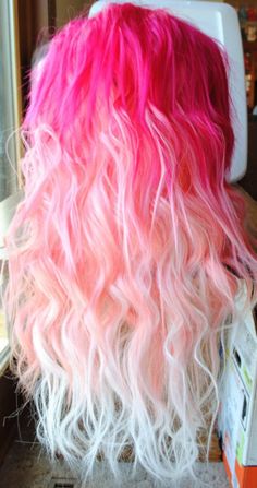 Barbie? Rambut Brunette, Pink Ombre Hair, Scene Girl, Ombré Hair, Pastel Hair, Mermaid Hair, Rainbow Hair, Hair Envy, Grunge Hair