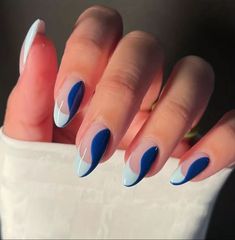 Classic French Tips With A Li’l Something Extra! Medium Length, Almond-Tip Acrylics - A Classic White French Manicure With A Little Deep Blue Swirl On One Side - You Receive 24 Nails Reusable With The Included Nail Bed Tape *Or* Adhere With Any Nail Glue For Single Use Pro Tips 1. Add Your Own Accents Or Nail Bling 2. Add A Coat Of Clear Polish For An Extraordinary Upgrade To Your Manicure! Plus, It Lasts Longer! Boutique Item - New Comment With Smink Inspiration, Makijaż Smokey Eye, Funky Nails, Pretty Acrylic Nails