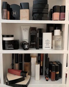 Dior Must Haves, Makeup Counter, Beauty Corner, Chic Makeup, Beauty Care Routine, Ysl Beauty, Cc Cream