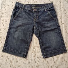 Nwot David Kahn Womens Jean Shorts Bermuda Shorts Dark Blue Jean 5 Pockets Zipper Fly Size 26 Refer To Photos Ask Any Questions I Love Offers David Kahn Jeans, Womens Jean Shorts, Jean Trends, Jeans For Short Women, Dark Blue Jeans, Medium Wash Jeans, Dark Wash Denim, Dark Wash Jeans, Blue Jean