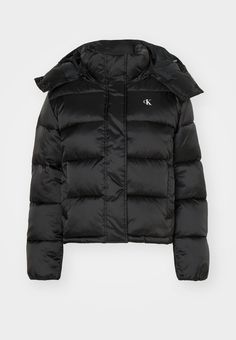 Calvin Klein Jeans SHINY MONOLOGO PUFFER - Winter jacket - black Calvin Klein Puffer Jacket Women, Calvin Klein Puffer Jacket, Calvin Klein Outfits, Winter Puffer Jackets, Outfit Inspo Casual, Winter Jeans, Winter Jackets Women