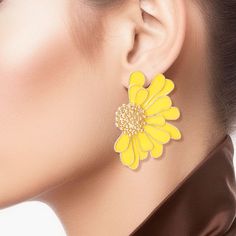 Studs Yellow Half Daisy Flower Earrings for Women Stud Earrings Gold, Womens Earrings Studs, Fashion Jewelry Earrings, Boutique Accessories, Gold Earrings Studs, Gold Studs, Daisy Flower, Wholesale Jewelry, Flower Earrings