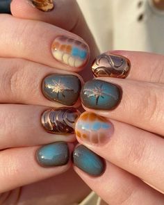 creds to whoever made this beautiful set 🖤 Short Nails Different Designs, Cute Designs On Short Nails, Blue Cool Nails, Short Nail With Design, Earthy Nails Designs Short, Cool Short Nail Ideas, Earthy Nails Short, Earthy Short Nails, Whimsigoth Nails Short