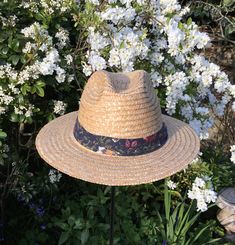 Straw Fedora Hat - Large 60cm   Floral trim which can easily be replaced.  There are some stains to the cream head band consistent with age and use.  Large 60cm.  In good condition overall.  No date or maker's mark.  Natural imperfections in the straw with small breaks consistent with use.  Please check your head measurement before you buy! If you need advice on how best to measure your head, please get in touch. Shipping:  I post U.K. 1st class signed for / international tracked and signed.  I will refund any difference in postage.  I ship worldwide. Please contact me for a shipping quote if your destination is not listed. Buyer pays any additional import duties / taxes.  If you are unhappy with your purchase. please contact me on receipt to discuss. Buyer pays return postage. Vintage Beach Visor Hat, Adjustable Fedora Panama Hat For Garden Party, Adjustable Wide Brim Panama Hat For Garden Party, Adjustable Flat Brim Hat For Garden Party, Cream Fedora Hat For Garden Party, Adjustable Short Brim Hats For Garden Party, Adjustable Fedora Sun Hat For Garden Party, Cream Fedora Sun Hat For Garden Party, Adjustable Natural Panama Hat For Garden Party