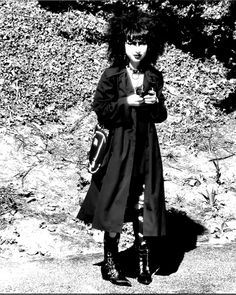 #goth #gothic #graveyard #cemetery #pin #icon #edit #metal #mallgoth #y2k #90s #2000s Goths In The 80s, Trad Goth 90s, 90s Gothic Aesthetic, 90s Gothic Fashion, Trad Goth Outfits 80s, 80s Trad Goth Outfits, 1970s Goth, 80s Goth Aesthetic, 80s Goth Outfits