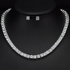 If you’re looking for a fine jewelry which looks sepecial,   precious stone please  consider cubic zirconia bridal jewelry. Pearl Bridal Jewelry Sets, Tennis Choker Necklace, Mode Tennis, Jewerly Set, Diamond Jewelry Set, Female Jewelry, Diamond Tennis Necklace, Zirconia Necklace, Cubic Zirconia Necklace