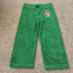 Bnwt Juicy Pants In Terry Cotton. Kelly Green Color Casual Winter Playwear Pants, Green Bottoms With Elastic Waistband For Playwear, Casual Green Playwear Bottoms, Casual Green Bottoms For Playwear, Green Bottoms With Pockets For Playwear, Green Cotton Playwear Pants, Playful Green Pants With Elastic Waistband, Cute Green Cotton Bottoms, Cute Green Bottoms With Elastic Waistband