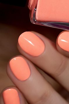 Cream Nail Polish, Cream Nail, Nagel Design, Nagellack Trends, Peach Nails, Coral Nails, Peach Cream, Polish Ideas, Cream Nails