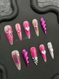 Abstract Valentines Nails, Coquette Nails, Anting Manik, Nail Store, Fake Nails Designs, Sassy Nails, Unicorn Nails, Y2k Nails