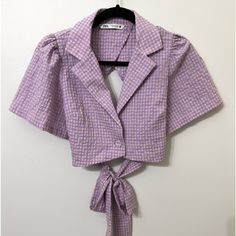 Only Wore Once! Brand New Condition! Size S Fits True To Size Zara Code 8741 / 046 / 653 Gingham Crop Top, Purple Top, Zara Women, Color Purple, Gingham, Crop Top, Zara, Womens Tops, Crop Tops