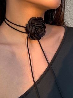 1pc Women Romantic Gothic Cloth Big Rose Flower Clavicle Chain Necklace Ladies Korean Fashion Adjustable Rope Choker Y2K Accessories Elegant,School Black    Polyester     Women Accessories, size features are:Bust: ,Length: ,Sleeve Length: Rose Choker, Women Choker Necklace, Y2k Accessories, Flower Choker, Womens Chokers, Women Ties, Velvet Choker, Red Necklace, Neck Jewellery