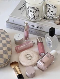 Best Makeup Brands, Instagram Picture Ideas, Makeup Storage Organization, Ethereal Makeup, Pink Eyeshadow, Pink Makeup, Makeup Brands