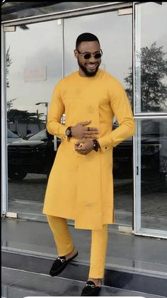 Kaftan Styles For Men, Latest African Wear For Men, Mens Traditional Wear, Senator Styles, Dashiki For Men, African Suit, Nigerian Men Fashion, African Wear Styles For Men, Latest African Men Fashion