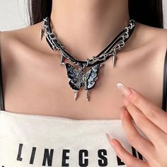 Length: 41-50cm Gothic Alloy Choker Necklace, Black Clavicle Chain Choker For Festivals, Butterfly Pendant Necklace With Clavicle Chain For Party, Party Butterfly Pendant Necklace With Clavicle Chain, Edgy Alloy Clavicle Chain Necklace, Black Alloy Punk Necklace, Edgy Black Choker With Clavicle Chain, Edgy Black Alloy Jewelry, Edgy Clavicle Chain Jewelry