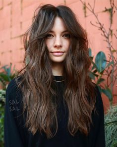 Pelo Bob Ondulado, Long Messy Hair, Rocker Hair, Long Hair Do, Casual Hair, Textured Haircut, Hair Inspiration Long, Shaggy Hair, Mom Hairstyles