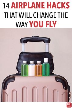 Packing For Flying Travel Hacks, Airline Travel Hacks, How To Pack For Airplane Travel, Airplane Packing Hacks, Flight Hacks Tips, Flying Necessities, Airline Hacks Tips And Tricks, Travel Tips And Tricks Airplane, Air Plane Hacks