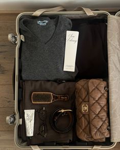 Brown luggage to go with my outfits :) @monostravels ad Travel Aesthetic Luggage, Packing Suitcase Aesthetic, Luggage Closet, Brown Bag Outfit, Suitcase Aesthetic, Packing Aesthetic, Luggage Aesthetic, Brown Luggage, Fall Mood Board