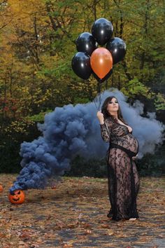 Maternity Shoot Fall, Pregnant Photo Shoot, Fall Maternity Shoot, Fall Maternity Pictures, Fall Maternity Photos, Pregnant Photo, Pregnancy Pics, Maternity Photo Outfits