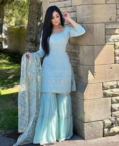 Blue Sharara Suit, Blue Sharara, Top Fabrics, Orang India, Pakistani Party Wear Dresses, Sharara Designs, Desi Outfits, Pani Puri, Pakistani Party Wear