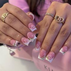 𝑺𝒕𝒐𝒄𝒌𝒕𝒐𝒏,𝑪𝑨 | Spring is coming 😍🌸☀️ | Instagram Short Vacay Nails, Hello Kitty Nails Almond, Nails Vacay, Azul Nails, Nails Sanrio, Nails Freestyle, Nails Airbrush, Nails Duck, Nails Charm