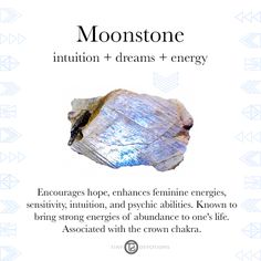 Moonstone Properties, Moon Stone Ring, Moon Stones, Fall Trend, Crystal Energy, Crystal Therapy, Crystal Magic