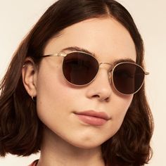 Neil Satin Gold | Round Metal Sunglasses | Ace & Tate Everyday Gold Sunglasses With Metal Frame, Adjustable Gold Metal Frame Sunglasses, Round Metal Sunglasses, Gold Sun, Metal Sunglasses, Round Sunglass Women, Prescription Lenses, Metal Frame, Round Sunglasses