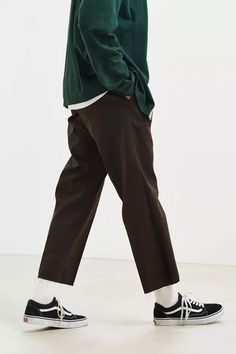 Hipster Outfits Winter, Dickies Outfit, Winter Hipster, Grunge Outfits Men, Style Skate, Pants Outfit Men, Street Style Outfits Men, Dickies Pants, Mens Outfit Inspiration