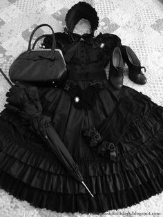 Old Fashion Dresses, Japan Style, Edgy Outfits, Dark Fashion