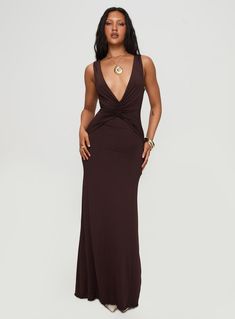 Frederica Plunge Maxi Dress Chocolate Brown Princess, Festival Romper, Plunge Maxi Dress, Maxi Dress Winter, Plunge Dress, Maxi Dress Black, Bodycon Maxi Dresses, Window Shopping, Midi Maxi Dress