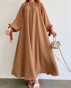 Hijab Dress Design, Casual Hijab Dress, Hijab Dress Casual, Latest Abaya Designs, Latest Abaya, Evening Dress Wedding, Hijabista Fashion, Gala Dress