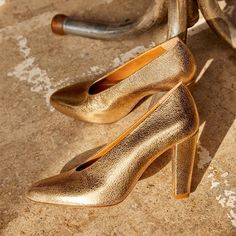 Elevate your shoe game with these stunning Gold Chunky Heels Pumps. Featuring a comfortable almond toe and trendy chunky heels, these pumps add a touch of glamour to any outfit. Handcrafted US sizing. Fits true to size. Heel Height: 4.5" / 115 mm approx Product measurements were taken using size 8. Please note that measurements may vary by size. Chic 4-inch Block Heels For Fall, Fall High Heel Block Heels, Chic Closed Toe Block Heels For Fall, Chic Block Heels For Fall, Fall Court Shoes With Padded Block Heel, Chic Block Heels With Reinforced Heel For Fall, Block Heel Court Shoes For Party In Fall, Block Heel Court Shoes For Fall Party, Fall Party Court Shoes With Block Heel