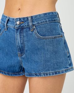 These mini denim shorts feature a mid rise fit, pockets and belt loops. Mini Denim Shorts, Mini Short, Denim Mini, Things I Want, Mid Rise, Denim Shorts, Women's Fashion, Closet, Clothes