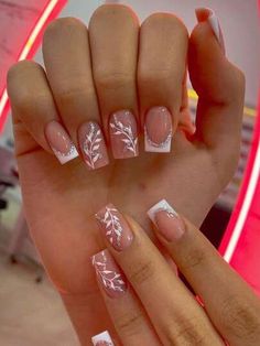 Short Polly Gell Nails, Nail Art Designs With Flowers, Short Overlay Nail Designs, First Communion Nails, Wedding Guest Nails Ideas Classy, Nails Frances, Manicure Elegante, Graduation Nails, Fancy Nails Designs