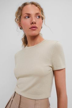 Sandstone Cashmere Silk Blend Katie Tee | Tuckernuck Cocktail Attire, Pullover Sweatshirts, New Wardrobe, Fall Trends, Wardrobe Essentials, Day Dresses, Unique Style, Chic Style, Cashmere