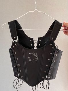 Hello Kitty Corset, Country Club Attire, Sewing Corset, Ropa Upcycling, Club Attire, Corset Styles, Alt Clothes, Elegant Country, Fashion Moodboard