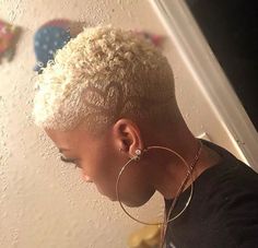 Twa Haircuts Shaved Sides, Taper Fade Black Women, Female Fade Haircut Black Women, Shaved Hair Designs For Women, Low Haircut For Black Women, Low Cut Hair Black Women, Bald Baddie, Stacked Haircut