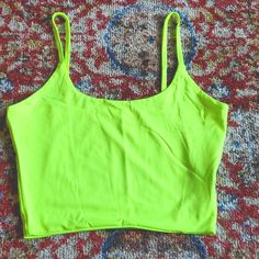 *Nwot Size Small Neon Yellow Green Lime Sports Bra Exercise Fitness Yoga Top Visit My Closet For More Great Deals - Women's, Men, Juniors, Children's Clothing. All Items Are From Smoke And Pet Free Home Men's Women's Juniors Children's Clothing & Accessories Cheap Green Sports Bra With Built-in Bra, Green Sports Bra, Portofino Shirt, Yoga Top, Yoga Sports Bra, Ribbed Bodysuit, Yoga Shop, Yoga Bra, Fitness Yoga