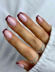 Trendy French Tip Nails, French Tip Nails With Design, Tip Nails Designs, Shiny Nails Designs, Nails With Design, New Years Nail Designs, Makeup Nails Designs, Pretty Nail Colors, French Tip Nail Designs