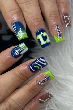 Seahawk Football NFL Themed Nails: Blue & Green Winter Nail Art Superbowl Nails, Football Nail Designs Nfl, Seahawk Nails Design, Seahawks Nails Acrylic, Seahawks Nails Design Blue Green, Seahawks Christmas, Seattle Seahawks Nails, Seahawks Nails Design, Nfl Nails