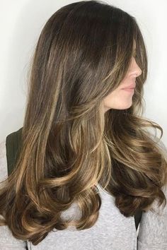 Low Maintance Haircut, Low Maintenance Highlights Brunettes, Gold Balayage, Madison Beer Hair, Maintenance Routine