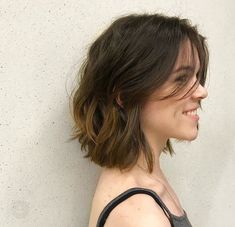 Stylish Medium Length Haircut, Chin Length Hair Plus Size For Women, Shaggy Neck Length Hair, Short Hair With Middle Part Bangs, Wavy Layered Short Hair With Curtain Bangs, Bob Hairstyles For Wavy Fine Hair, Short Layered Hair Wavy, Subtle Curtain Bangs Short Hair, Short Bob With Curtain Fringe