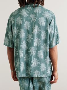 EXCLUSIVE AT MR PORTER. Onia's shirt is made from breezy voile so it'll feel cooling in warm weather. Cut for a relaxed fit, it has a camp collar and is patterned with an intricate botanical print. Style yours with the matching swim shorts on holiday. Female Pajamas, Tom Ford Bag, Sleep Wear, Wardrobe Edit, Print Style, Casual Blazer, Loungewear Shorts, On Holiday, Botanical Print