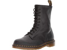 Casual High Ankle Lace-up Boots With Steel Toe, Casual Steel Toe Lace-up Boots For Streetwear, Casual Steel Toe Lace-up Combat Boots, Casual Combat Boots With Steel Toe And High Ankle, Casual High Ankle Combat Boots With Steel Toe, Casual Waterproof Combat Boots For Fall, Martens Outfit, Dr Martens Outfit, Women's Lace Up Boots