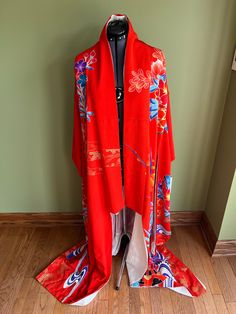 "Vintage real authentic wedding Japanese kimono with traditional Japanese print silk and gold sequins around flowers. All kimono is hand-sewn from four different types of silk. The main color is some kind of red- orange.  The kimono is hand signed in Japanese hieroglyphs. Fully lined.  Open sizing, Length 69\" neck to hem  Very long and heavy.  Great vintage condition with very little sign of use, a small strip under sleeve part( might be professionally cleaned and removed) Please review my phot Vintage Red Kimono For Wedding, Traditional Silk Kimono For Festivals, Red Long Kimono For Wedding, Long Red Kimono For Wedding, Traditional Red Silk Kimono, Traditional Red Kimono For Tea Ceremony, Traditional Ceremonial Kimono For Festivals, Ceremonial Silk Kimono With Kimono Sleeves, Vintage Long Kimono For Wedding