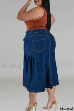 Olivia Mark - Elegant Pleated Denim Midi Skirt with Ruched Details and Zipper Closure Fitted Pleated Medium Wash Bottoms, Fitted Medium Wash Pleated Bottoms, Stretch Denim Skirt With Pockets, Knee-length, Pleated Denim Mini Skirt, Fitted Denim Skirt, Pleated Denim, Striped Denim, Straight Fit Denim, Midi Denim