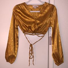 New No Frills Top. Snakeskin Print. Crop Top Ties Around The Waist. Size Xs. Mustard In Color. Cropped Baseball Tee, Tshirt Crop Top, Cropped Polo Shirt, Free People Blouse, Red Crop Top, Burgundy Top, Frill Tops, Corset Crop Top, Neck Crop Top