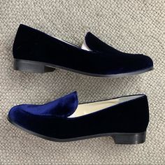 Bettye Muller Slip On Loafer Style : Regency Blue Velvet Made In Spain Brand New In Box Eur Size 37 Us Size 6.5-7 Blue Slip-on Loafers For Fall, Blue Pointed Toe Slip-on Loafers, Blue Closed Toe Loafers For Work, Blue Slip-on Flats For Fall, Blue Closed Toe Loafers For Workwear, Blue Flat Loafers For Fall, Blue Closed Toe Loafers For Office, Blue Closed Toe Flats For Fall, Elegant Blue Closed Toe Loafers