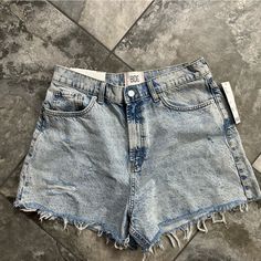 Brand New. Bdg Urban Outfitters. High Rise Denim Shorts. New With Tags. Size 31. Measurements-All Measured Flat. Waist: 32” Rise: 13-1/2” Inseam: 3” Acid Wash High Rise Denim Shorts, Casual Acid Wash Cutoff Jean Shorts, Acid Wash Jean Shorts With Frayed Hem, Casual Acid Wash High Rise Shorts, Casual High Rise Acid Wash Shorts, High Waist Acid Wash Denim Jean Shorts, Acid Wash High Waist Denim Jean Shorts, Acid Wash High Waist Denim Shorts, High Waist Acid Wash Denim Shorts